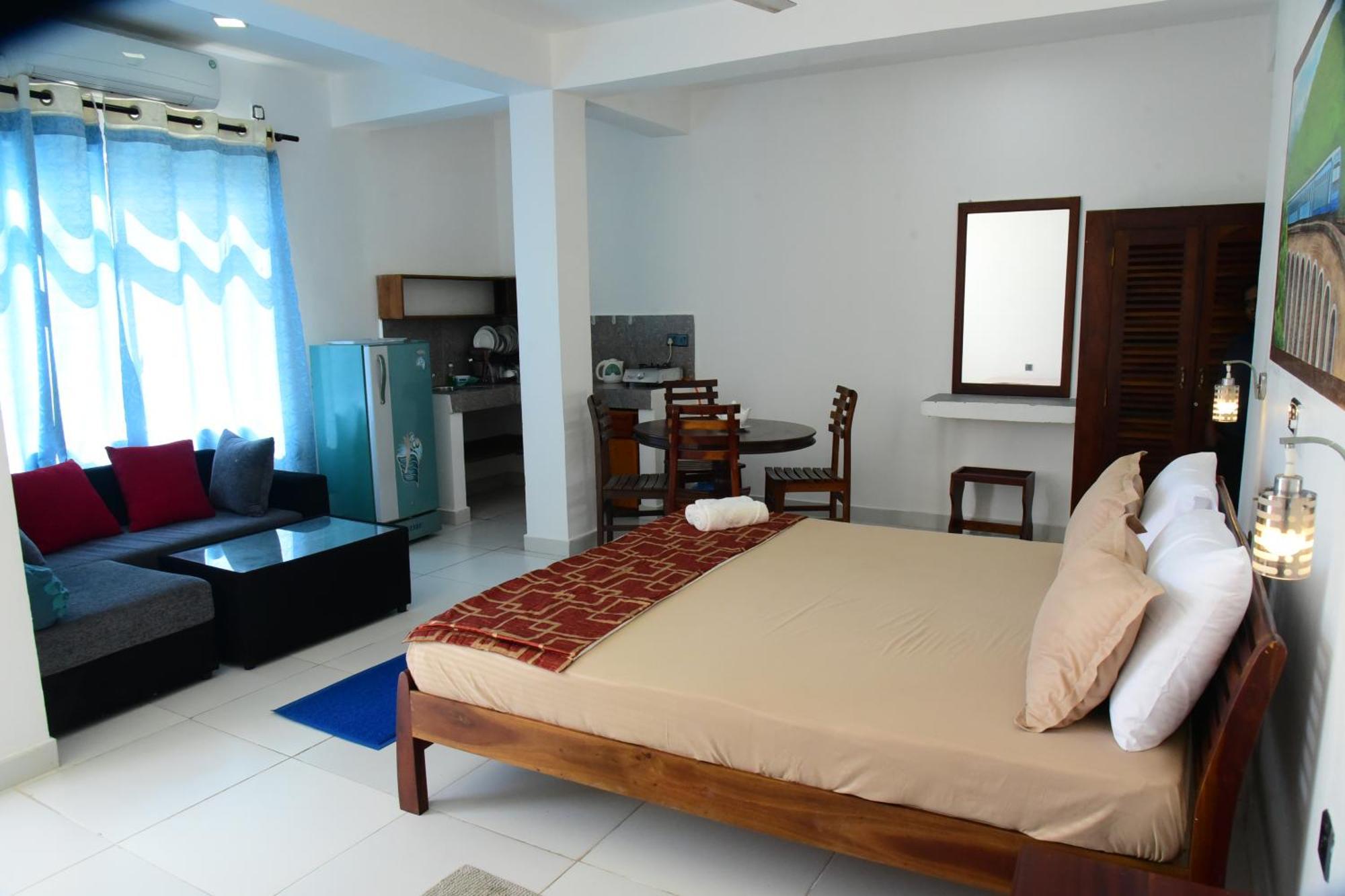 Hotel Happy Tuna ฮิกคาดูวา ภายนอก รูปภาพ