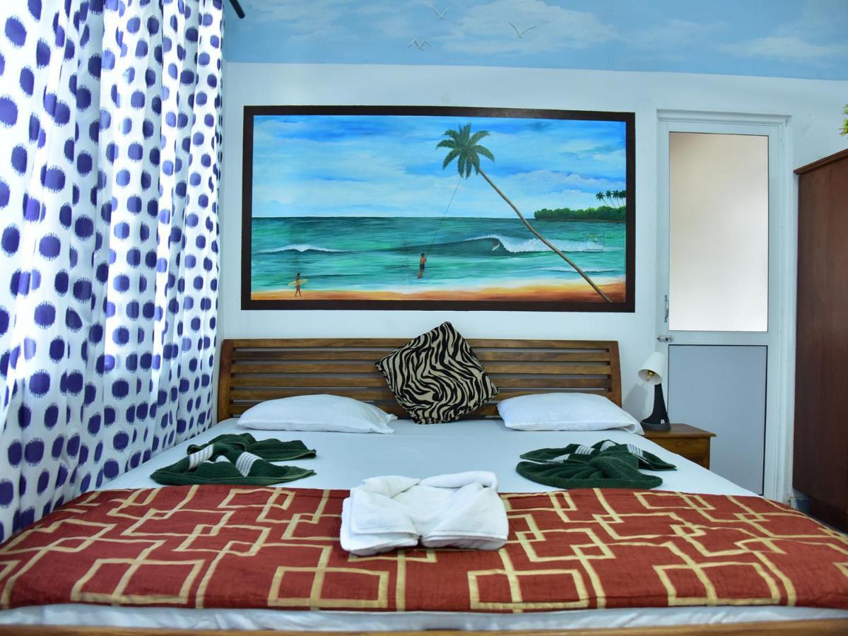 Hotel Happy Tuna ฮิกคาดูวา ภายนอก รูปภาพ
